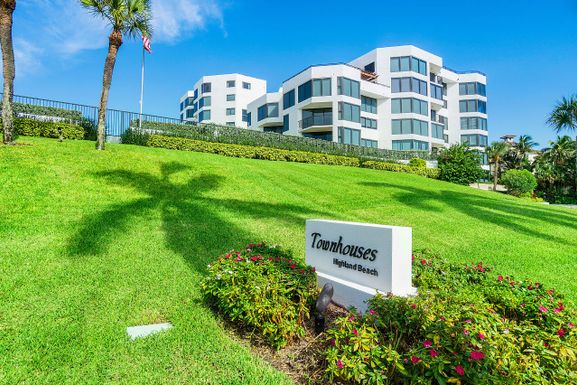 2575 Ocean, Boca Raton, FL 33487