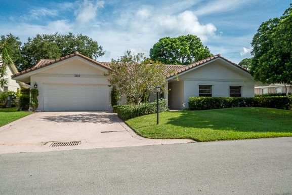 1045 Shady Lakes, Palm Beach Gardens, FL 33418