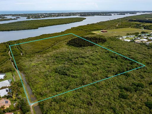 2705&3005 73rd, Vero Beach, FL 32967