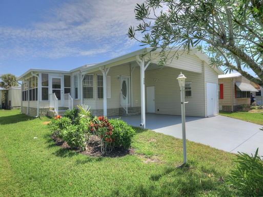 956 Wren, Barefoot Bay, FL 32976