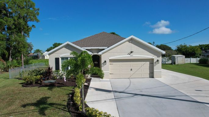6872 Hogate, Port Saint Lucie, FL 34983