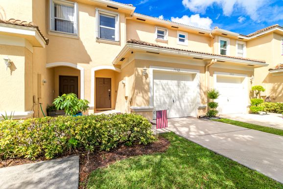 1515 Buckingham, Wellington, FL 33414