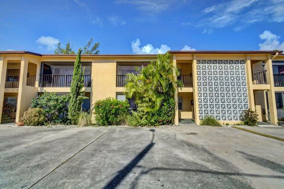 1751 3rd, Lake Worth Beach, FL 33460