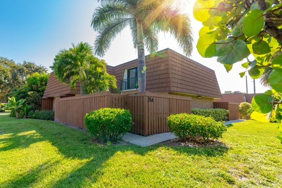 3900 County Line, Jupiter, FL 33469