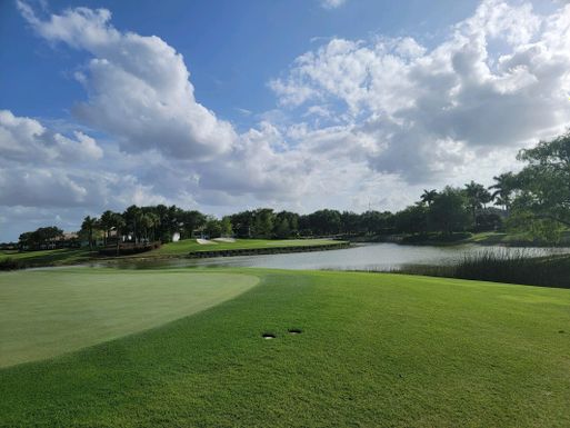 7485 Glendevon, Delray Beach, FL 33446