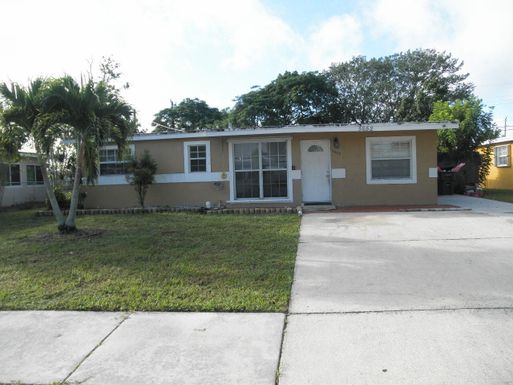 5652 Rue, West Palm Beach, FL 33415