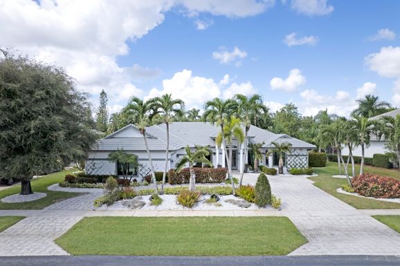 2114 Greenview Cove, Wellington, FL 33414