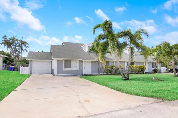 8368 Pine, Hobe Sound, FL 33455