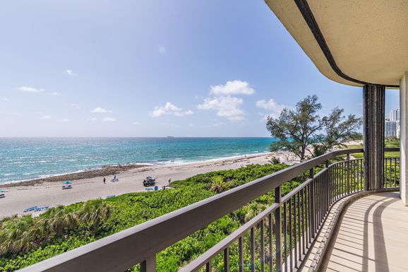 4050 Ocean, Singer Island, FL 33404