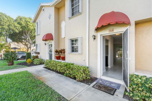 368 Waterside, Hypoluxo, FL 33462