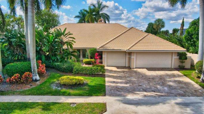 7226 Montrico, Boca Raton, FL 33433