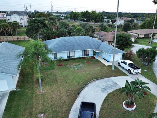 2505 Canterbury, West Palm Beach, FL 33407