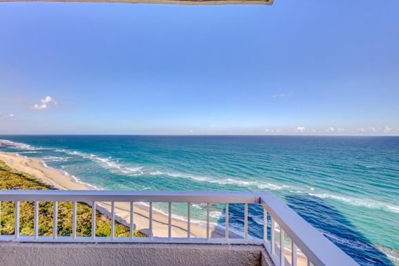 5550 Ocean, Singer Island, FL 33404