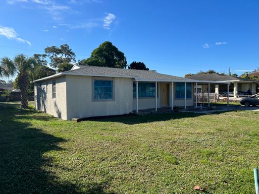 5808 Kumquat, Royal Palm Estates, FL 33413