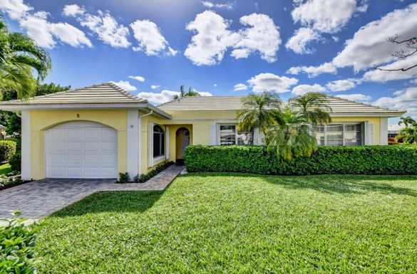 8 Acacia, Boynton Beach, FL 33436