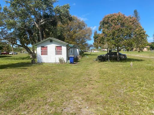 1202 G, Fort Pierce, FL 34950