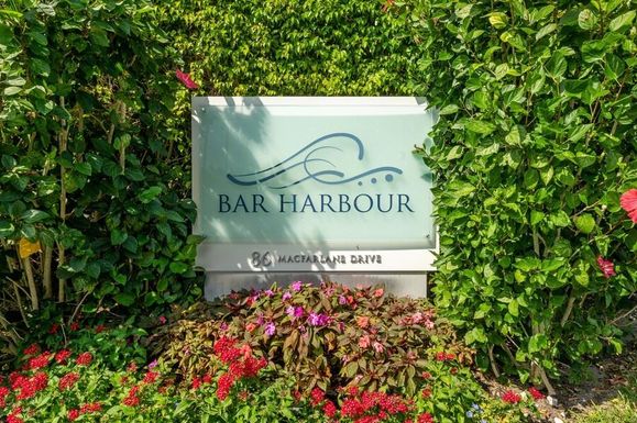 86 Macfarlane, Delray Beach, FL 33483