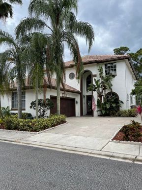 106 Stonebriar, Jupiter, FL 33458