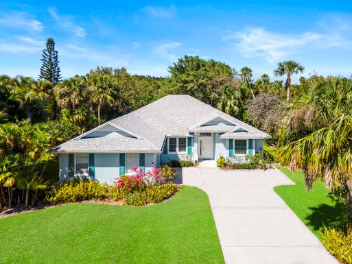 8361 Pilots Cove, Hobe Sound, FL 33455