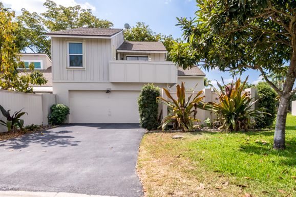 12740 Spinnaker, Wellington, FL 33414