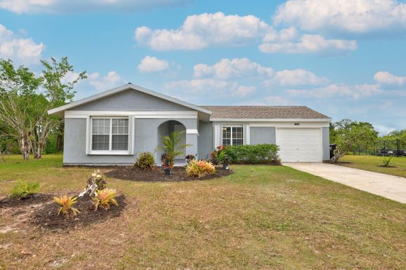 1633 Burgundy, Port Saint Lucie, FL 34952