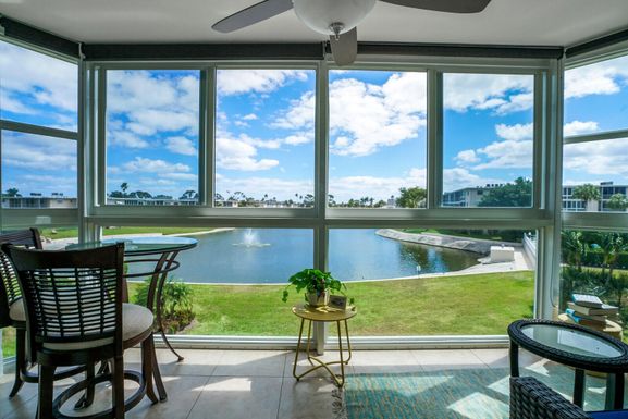 2728 Garden, Lake Worth, FL 33461