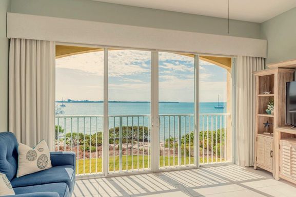 29 Harbour Isle, Fort Pierce, FL 34949