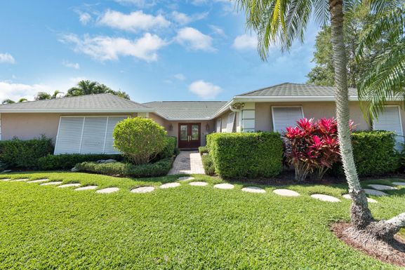 11741 Cottonwood, Palm Beach Gardens, FL 33410