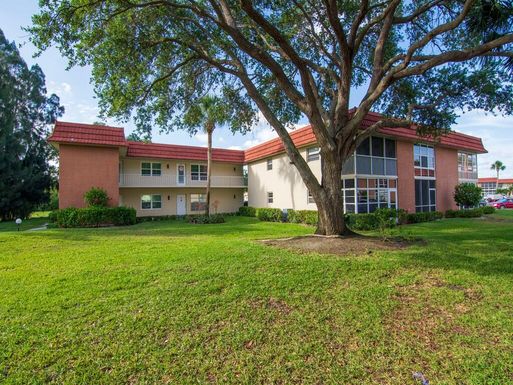 50 Woodland, Vero Beach, FL 32962