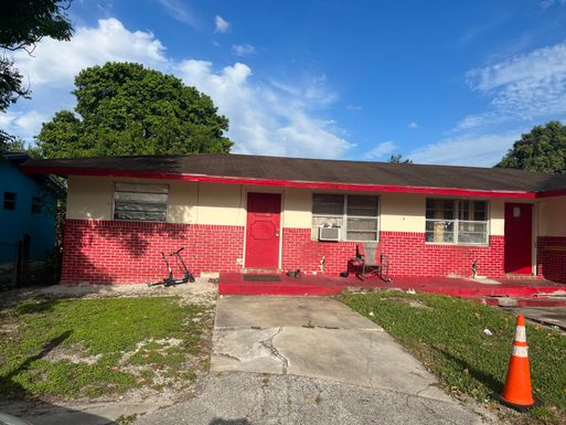 120 7th, South Bay, FL 33493