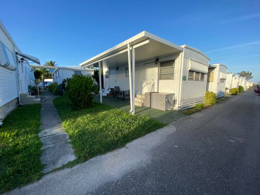 29 Juniper, Briny Breezes, FL 33435