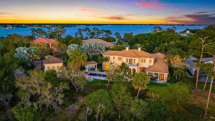 511 Winters Creek, Palm City, FL 34990