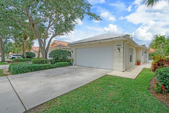 7043 Grassy Bay, West Palm Beach, FL 33411