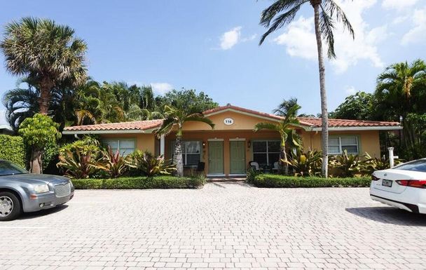 116 4th, Boca Raton, FL 33432