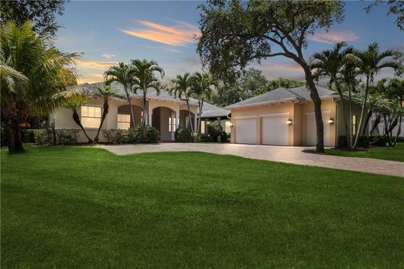 241 Oak Hammock, Vero Beach, FL 32962