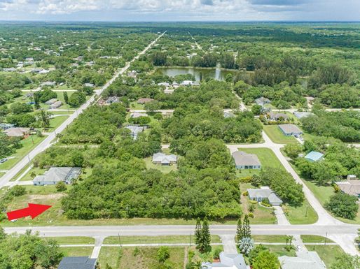 8725 92nd, Vero Beach, FL 32967