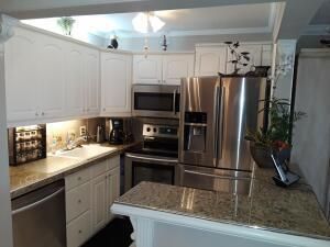 126 Kent H, West Palm Beach, FL 33417