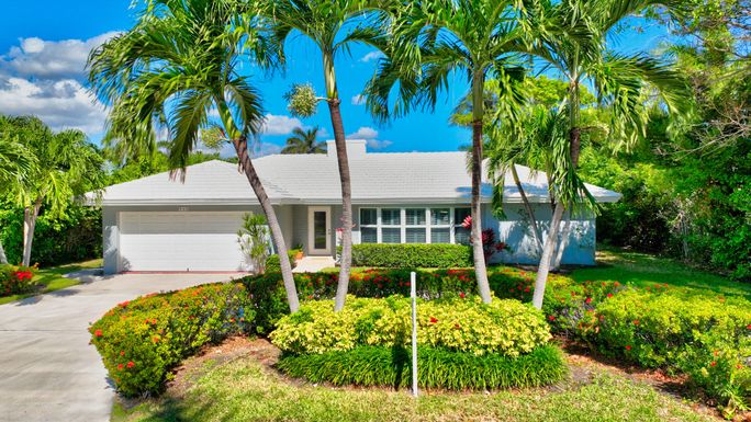 935 Eve, Delray Beach, FL 33483