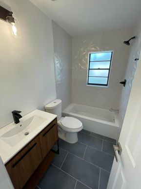 18 Palmway, Lake Worth Beach, FL 33460