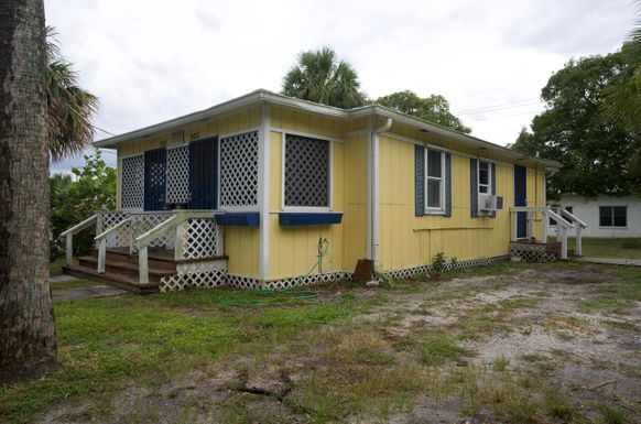 920 Bayou, Stuart, FL 34994