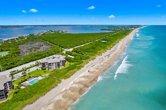 2641 Ocean, Stuart, FL 34996