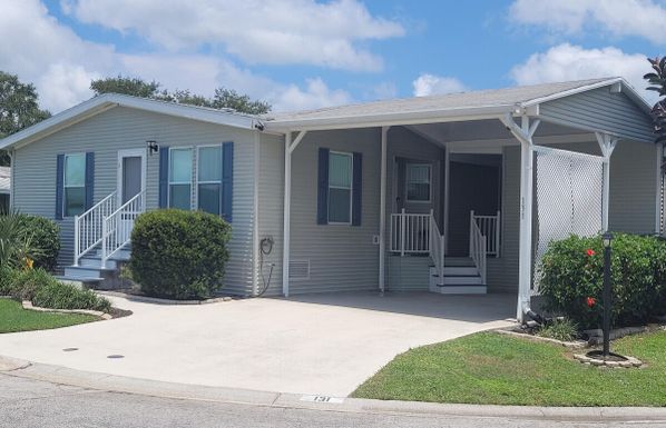 8775 20th, Vero Beach, FL 32966