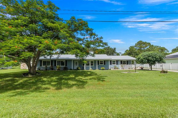 5201 Seagrape, Fort Pierce, FL 34982