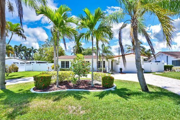 904 12th, Deerfield Beach, FL 33441