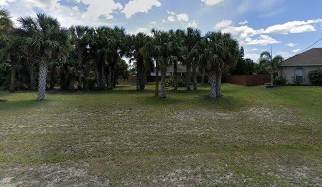 290 La Gore, Palm Bay, FL 32908