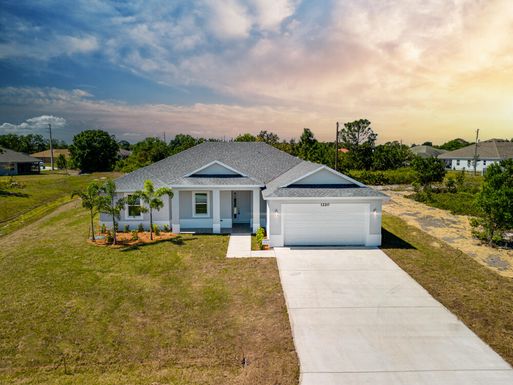 802 Harvard, Port Saint Lucie, FL 34953