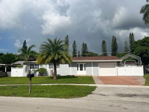1027 Egremont, West Palm Beach, FL 33406