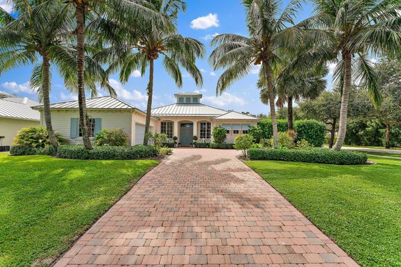 4 Tradewinds, Tequesta, FL 33469