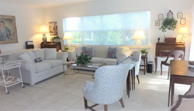 1000 Lowry, Delray Beach, FL 33483