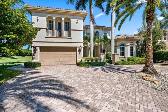 137 Via Mariposa, Palm Beach Gardens, FL 33418